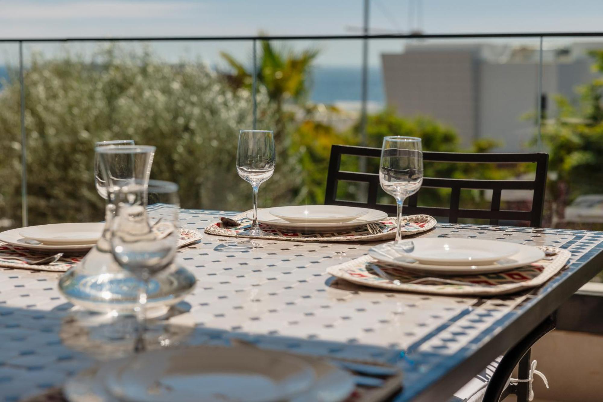Magnificent Apartment, Close To The Beach, In * Estepona